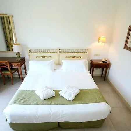 Guest house &