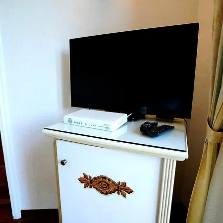 Guest house & *