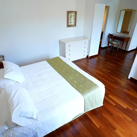 Guest house & *