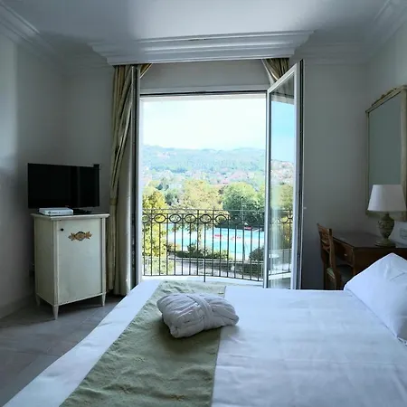 & Guest house